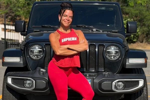 Carol Vaz por Reprodução