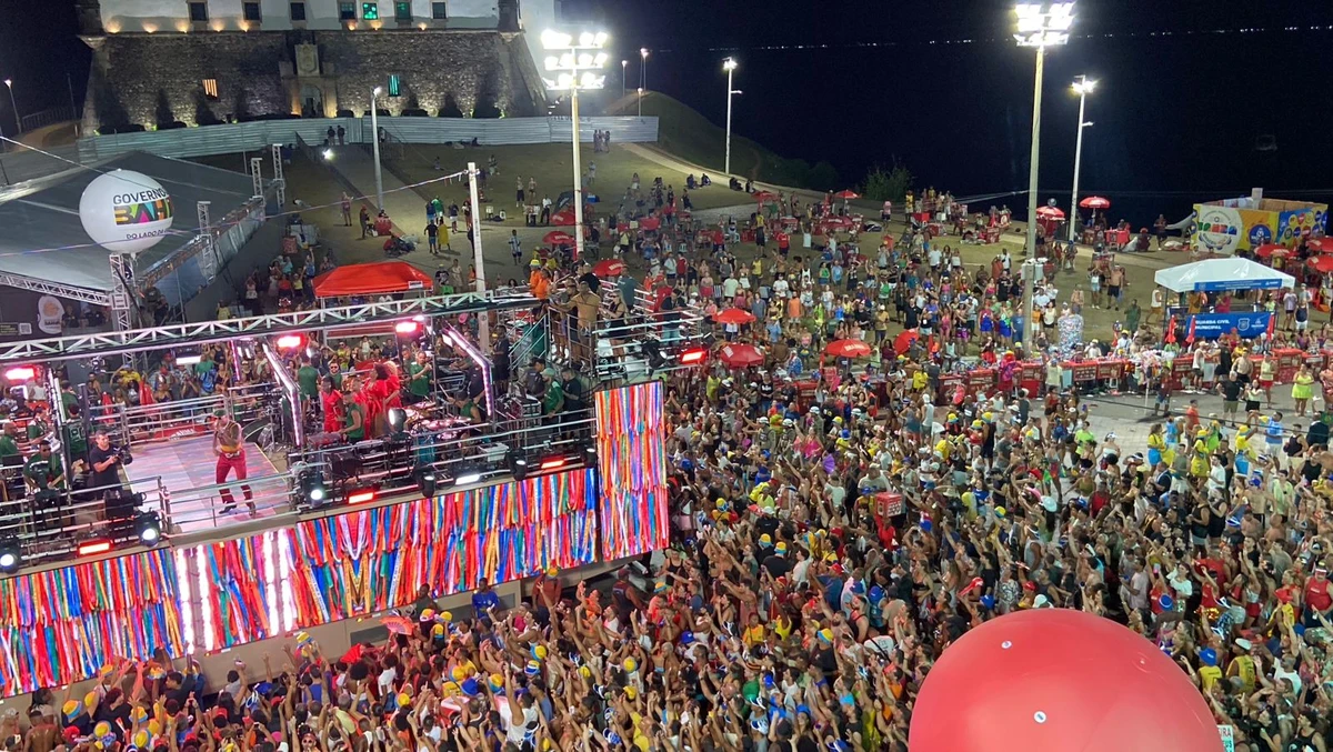 Léo Santana por Reprodução