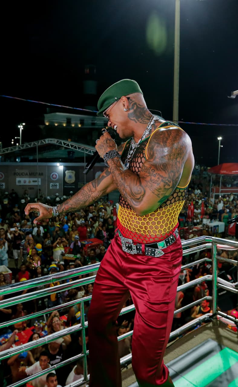 Léo Santana por Arisson Marinho/CORREIO