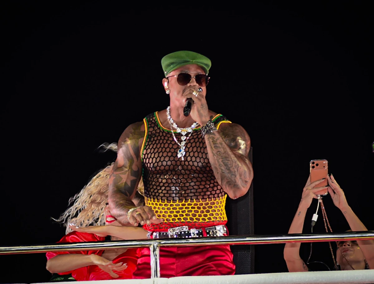 Leo Santana no primeiro dia de Carnaval por Webert Belicio / Agnews