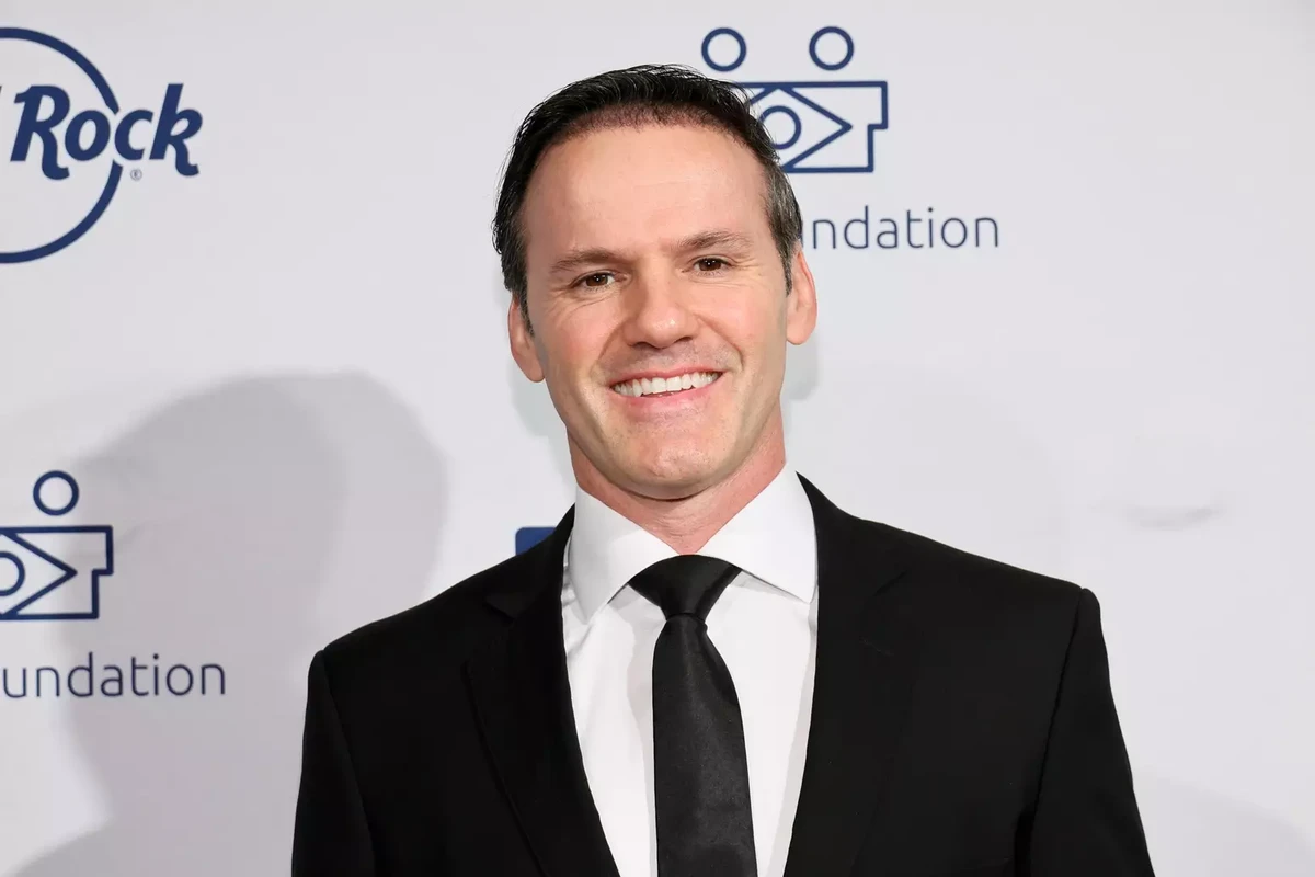 Novo bilionário brasileiro começou a vender bolos preparados pela mãe aos 8 anos de idade