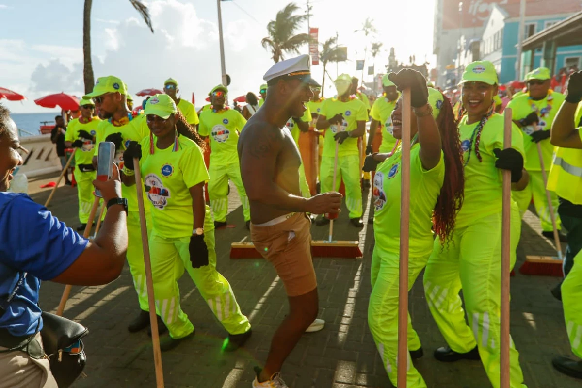 Veja fotos de Bell Marques na quinta-feira de Carnaval por Arisson Marinho/CORREIO