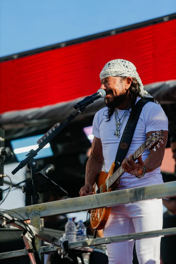 Bell Marques comanda o Vumbora nesta sexta-feira (13) por Arisson Marinho/CORREIO