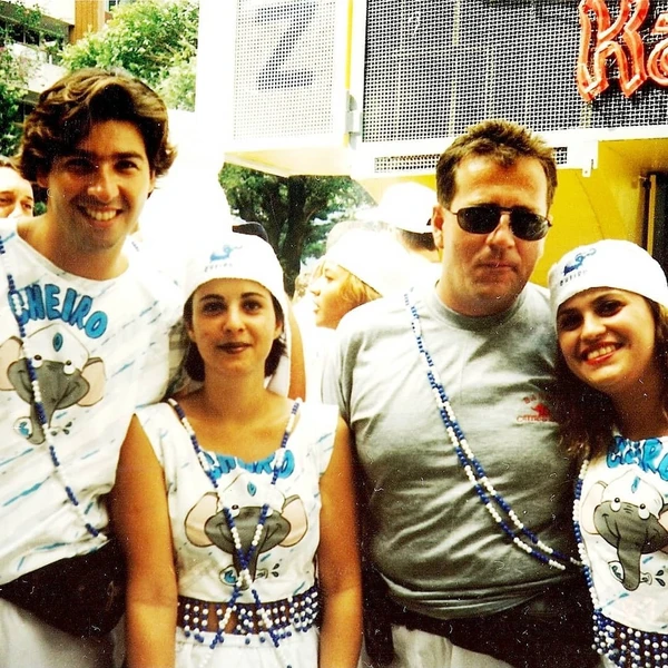 Cheiro foi referência nas fantasias temáticas nos anos 90/2000 por Divulgação