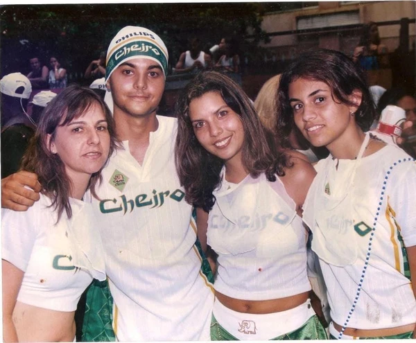 Cheiro foi referência nas fantasias temáticas nos anos 90/2000 por Divulgação