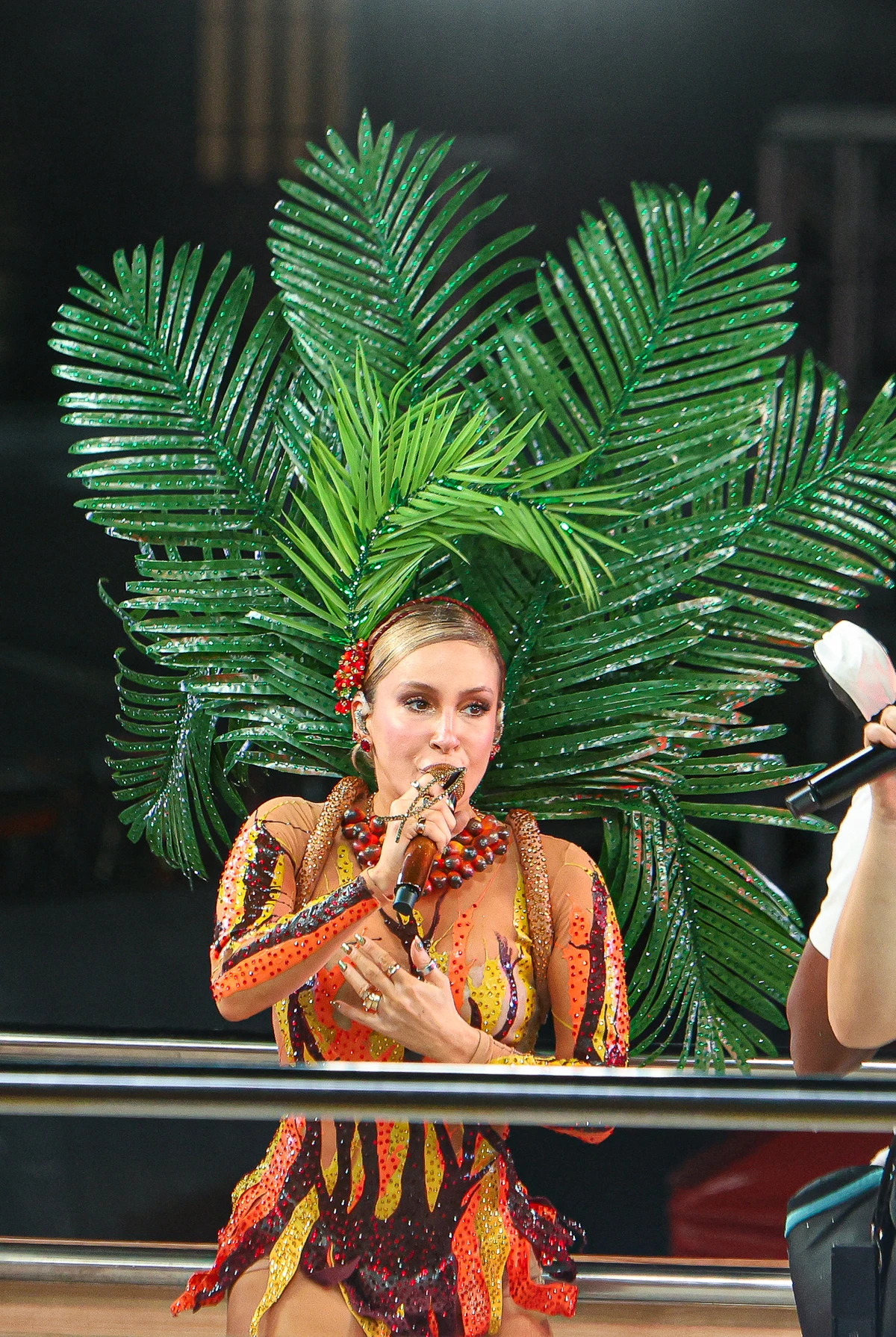 Cláudia Leitte se apresenta no circuito Barra-Ondina por Tomze Fonseca/ AgNews