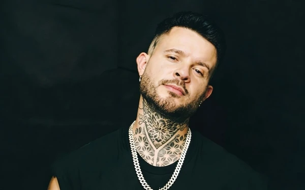 Hitmaker promete transformar o Camarote Salvador em pista de funk