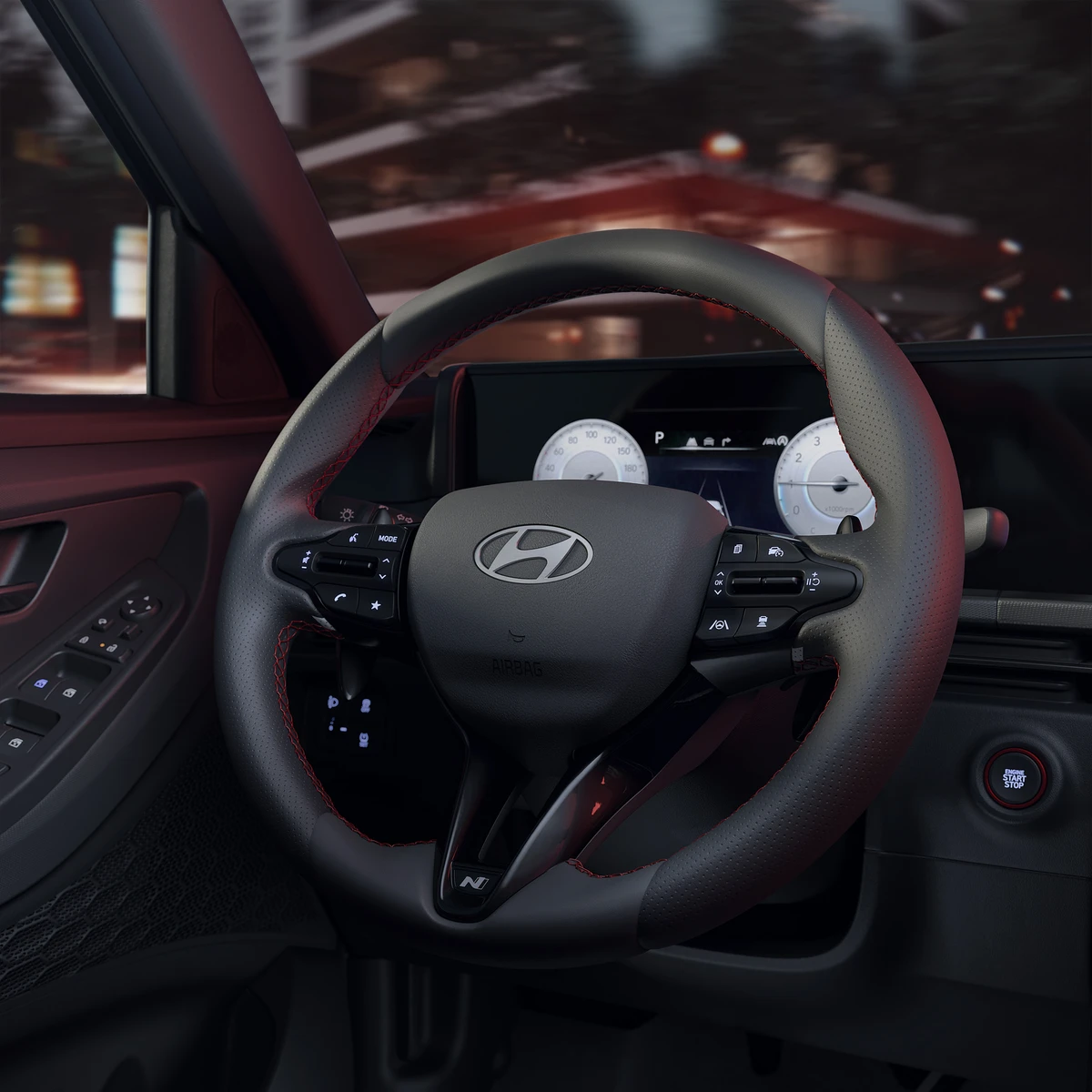 A cabine da versão N Line tem acabamento escurecido por Divulgação