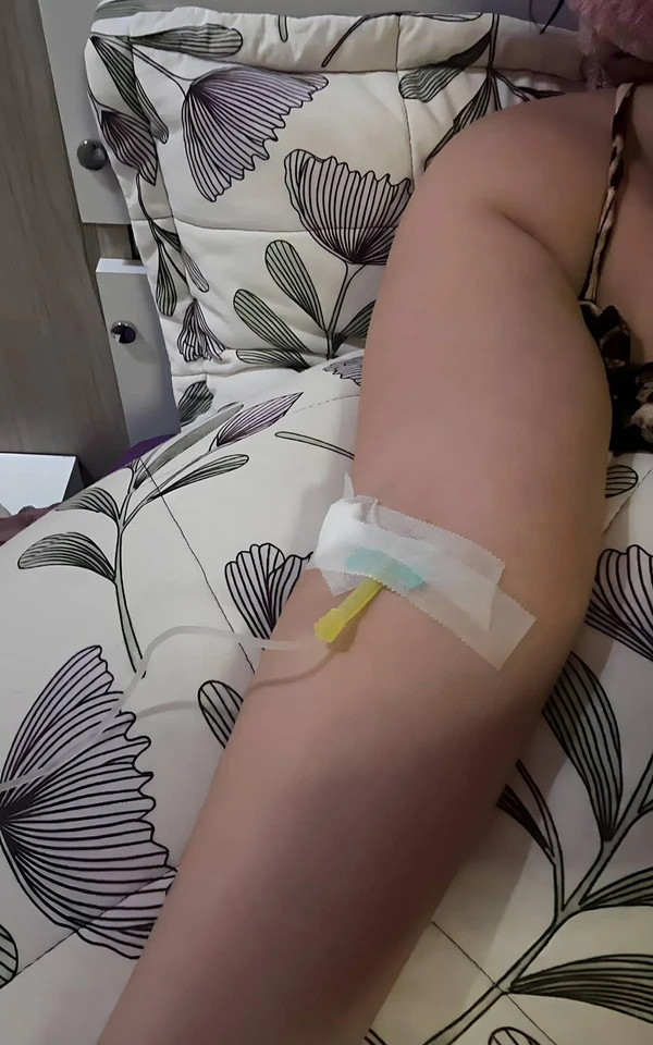 Izadora Morais, musa da Colorado do Brás, desistiu do Carnaval após suspeita de embolia por Reprodução/Instagram