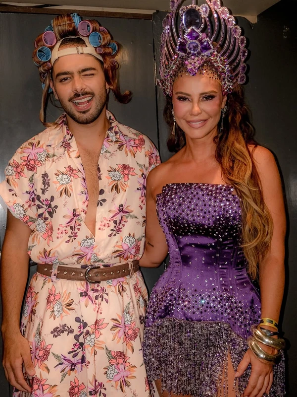 Pedro Sampaio e Paolla Oliveira no Carnaval de Salvador por Reprodução/Instagram