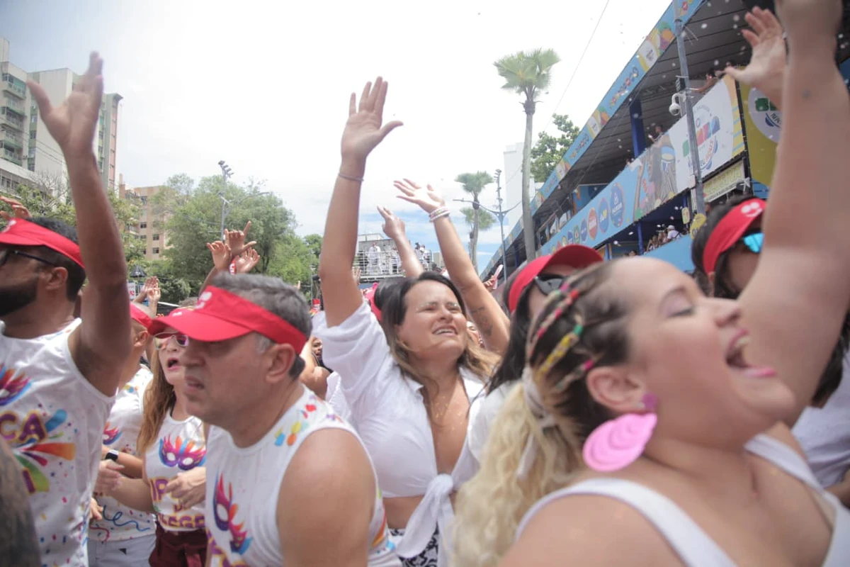 Pipoca de Saulo no Campo Grande por Sora Maia/CORREIO