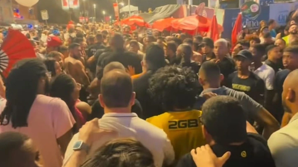 Safadão passou disfarçado na pipoca no primeiro dia de Carnaval