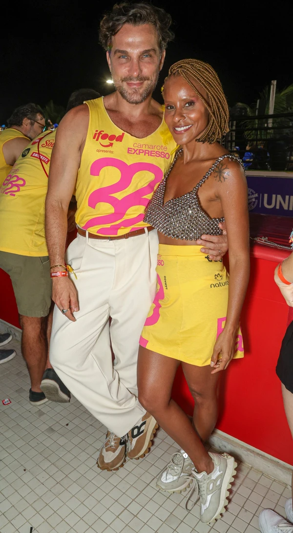 Famosos curtem o camarote Expresso2222 por Tomzé Fonseca/ Agnews