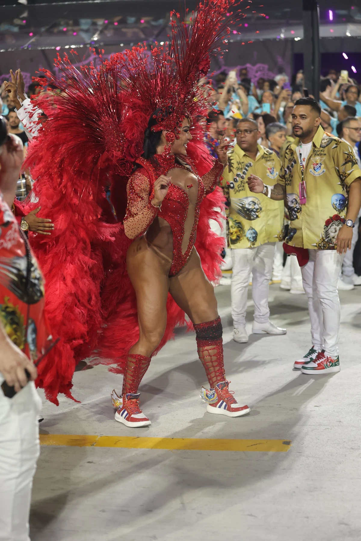 Gracyanne Barbosa por Anderson Bordê / AgNews