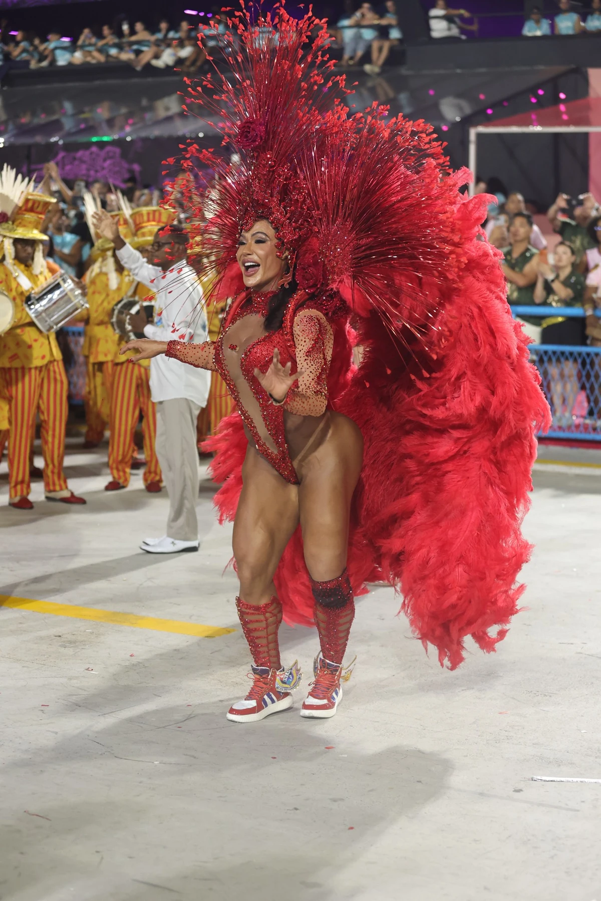 Gracyanne Barbosa por Anderson Bordê / AgNews