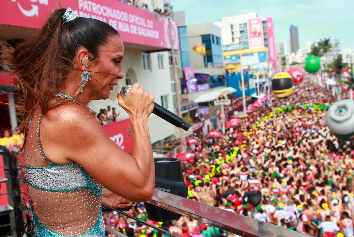 Ivete Sangalo por Vitor Santos / AgNews