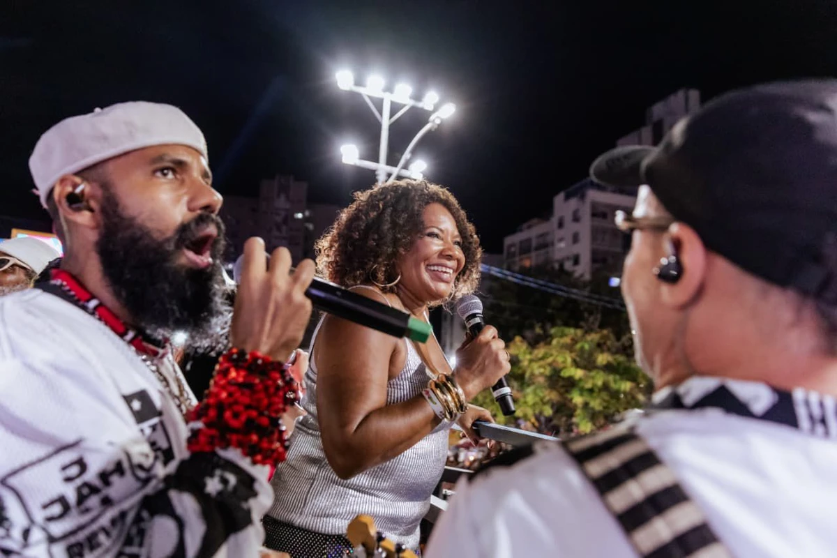 Margareth Menezes participou da pipoca da BaianaSystem no Campo Grande por Diogo Andrade