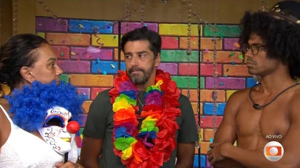 Solange, Alberto e Breno acabam no paredão em dinâmica carnavalesca