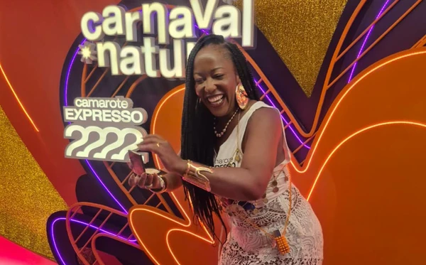 Tia Má no Expresso 2222