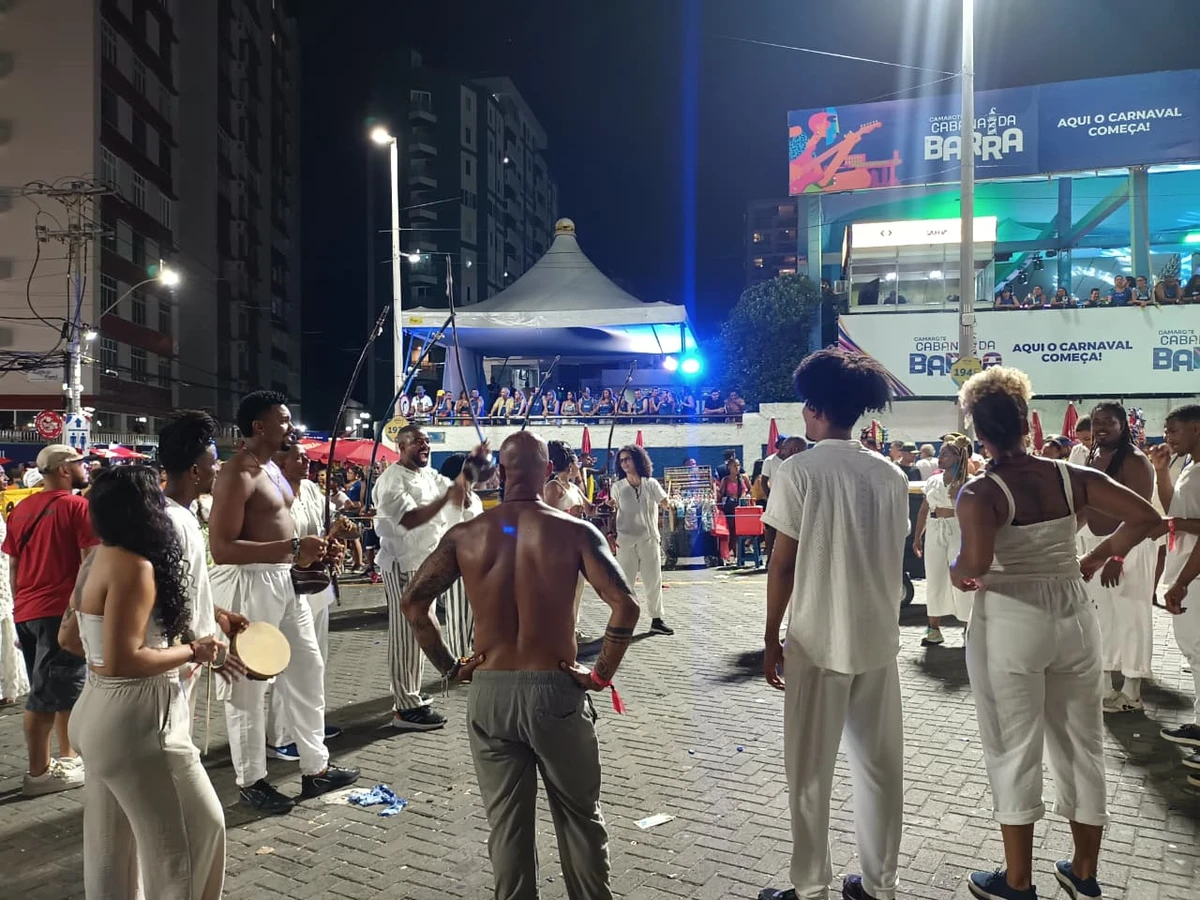 Trio da Cultura pelo circuito Barra/Ondina por Pedro Carreiro/CORREIO