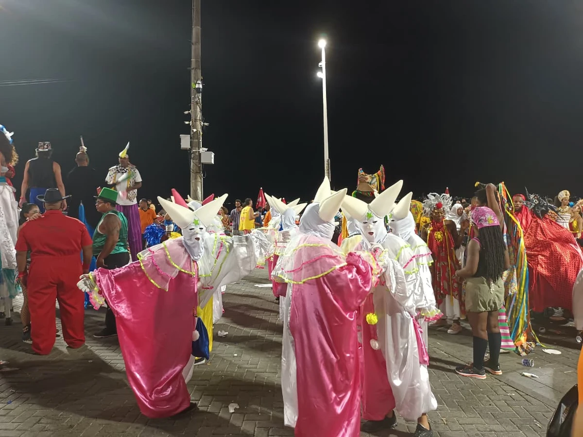 Trio da Cultura pelo circuito Barra/Ondina por Pedro Carreiro/CORREIO