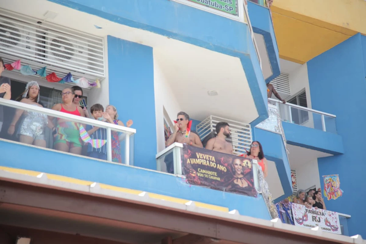 Veja as fotos do Bloco Coruja neste sábado (14) de Carnaval por Sora Maia/CORREIO