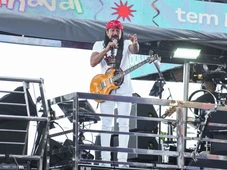 Imagem - Trio de Bell Marques quebra e atrasa desfile do Camaleão na Barra-Ondina