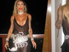 Imagem - Baile do Copa: Maya Massafera posa super sensual com vestido transparente que deixa calcinha à mostra