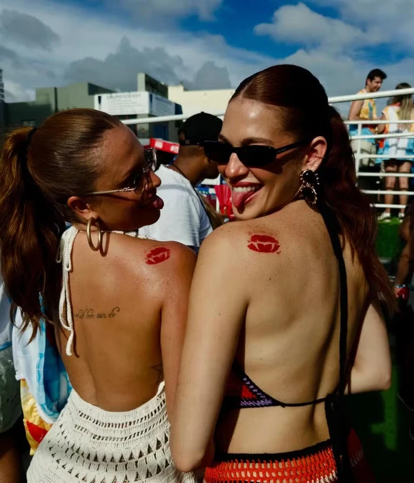 Ana Clara no Carnaval de Salvador por Reprodução