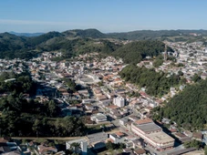 Imagem - Prefeitura tem concurso público aberto com 199 vagas e salários de até R$ 18 mil