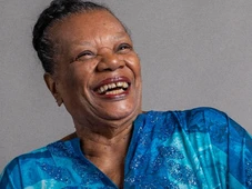 Imagem - Neusa Borges no Expresso 2222: 'Cerveja e trabalho são o meu segredo para não envelhecer'