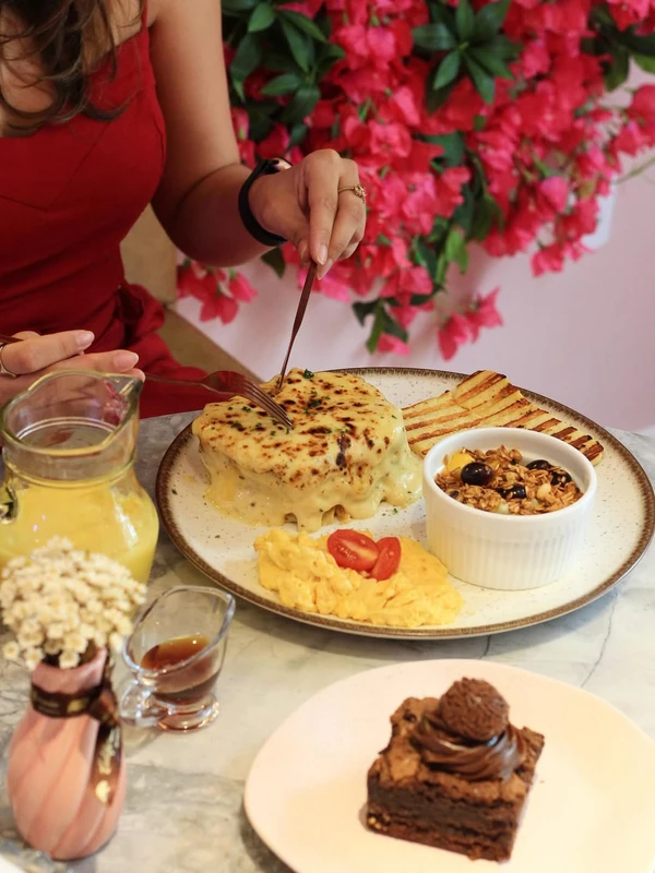 California Brownieria: fica na Rua das Hortênsias, nº 398 (Praça Ana Lúcia Magalhães). @californiabrownieria por Reprodução