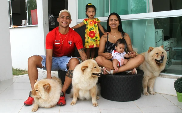 Bryan, quando jogava pelo Vitória por Reprodução