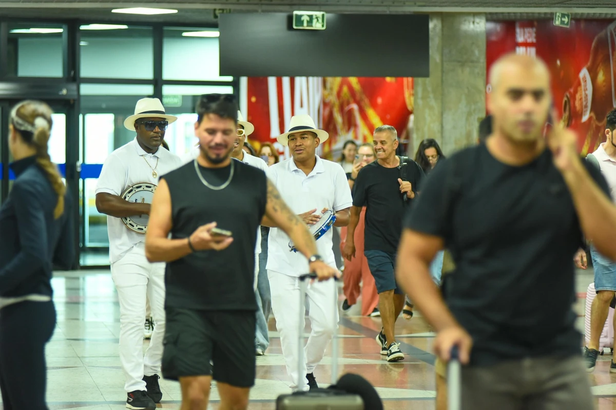 Ocupação hoteleira chega a 99% no domingo de Carnaval e supera índice do ano passado