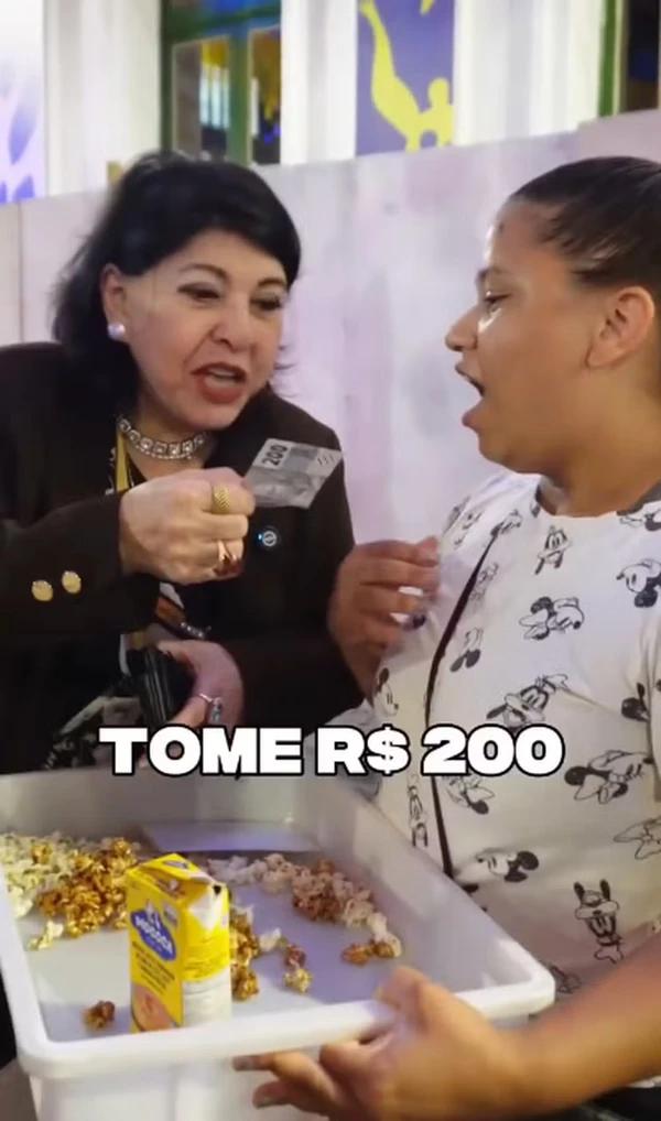 Roberta Miranda surpreendeu vendedora ambulante por Reprodução/Instagram