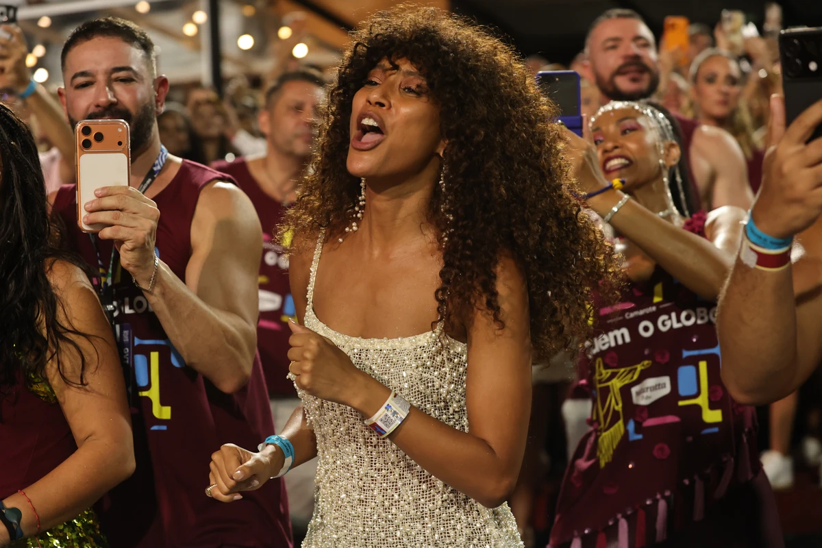 Taís Araújo por Anderson Bordê / AgNews