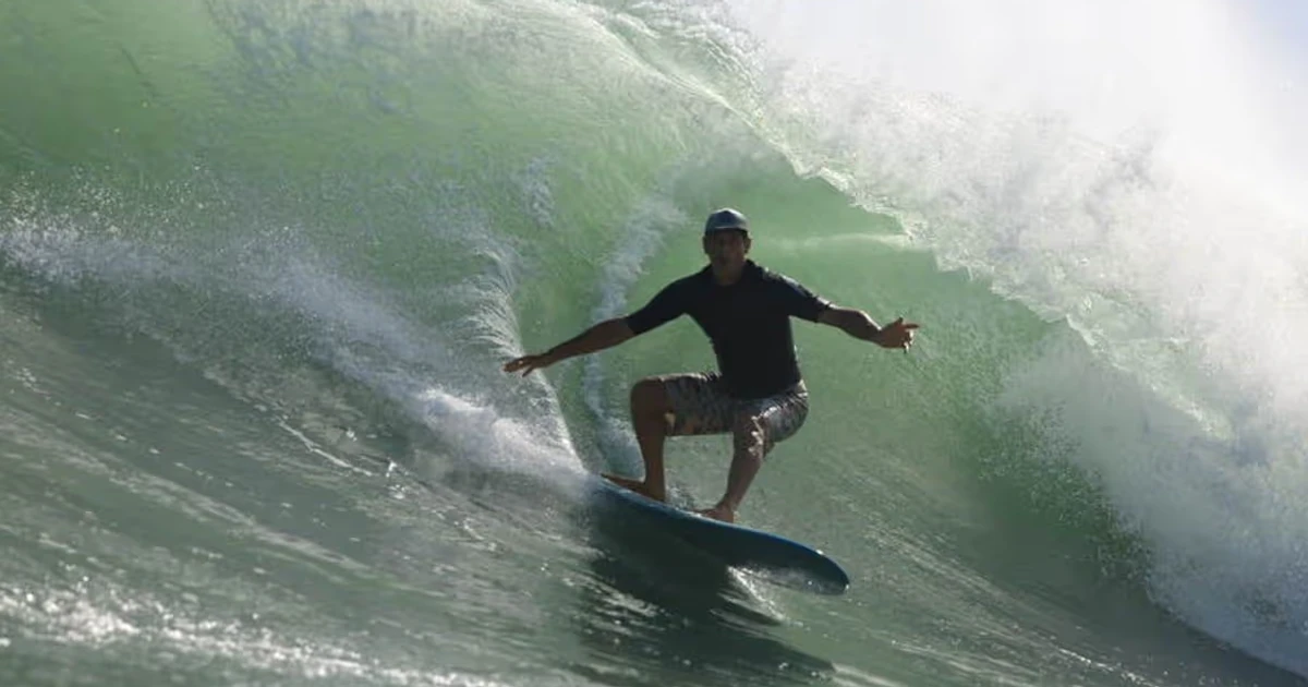 Imagem - Astro do surfe é morto dentro de casa; namorada é encontrada amarrada