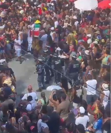Briga durante a passagem do Olodum no Campo Grande por Reprodução/ Redes sociais