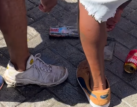 Celular solta fumaça no circuito Osmar por Reprodução/@oquefazeremsalvador