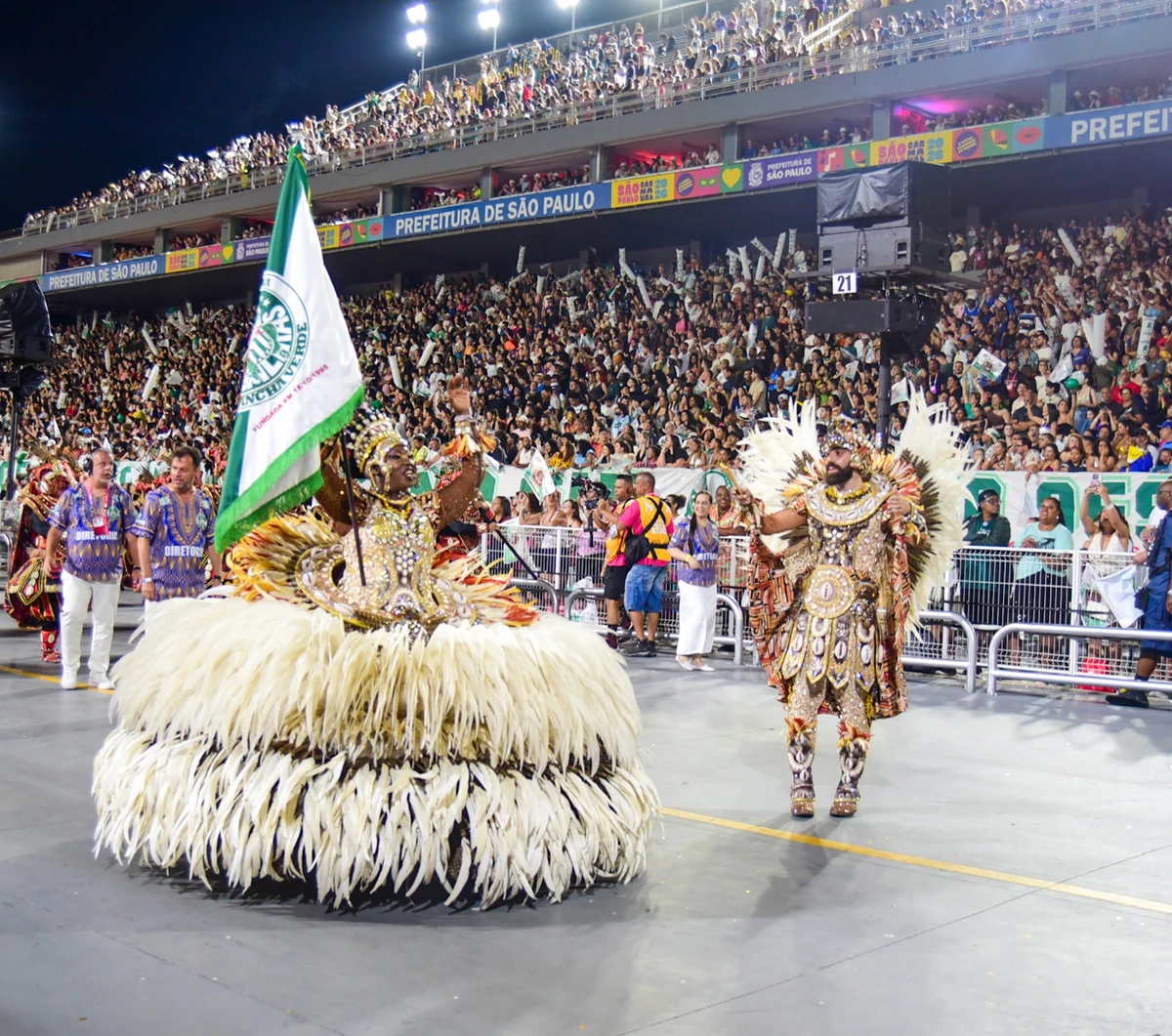 Desfile da Acadêmicos da Tucuruvi do acesso 1 das escolas de samba de SP
