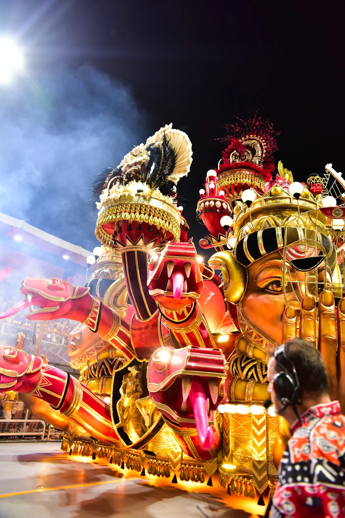 Desfile da Mocidade Alegre por Natália Rampinelli/ AgNews