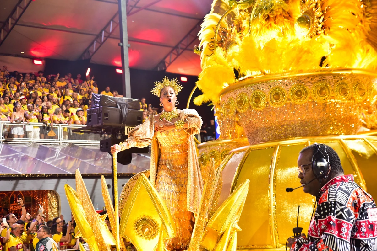 Desfile da Mocidade Alegre por Natália Rampinelli/ AgNews