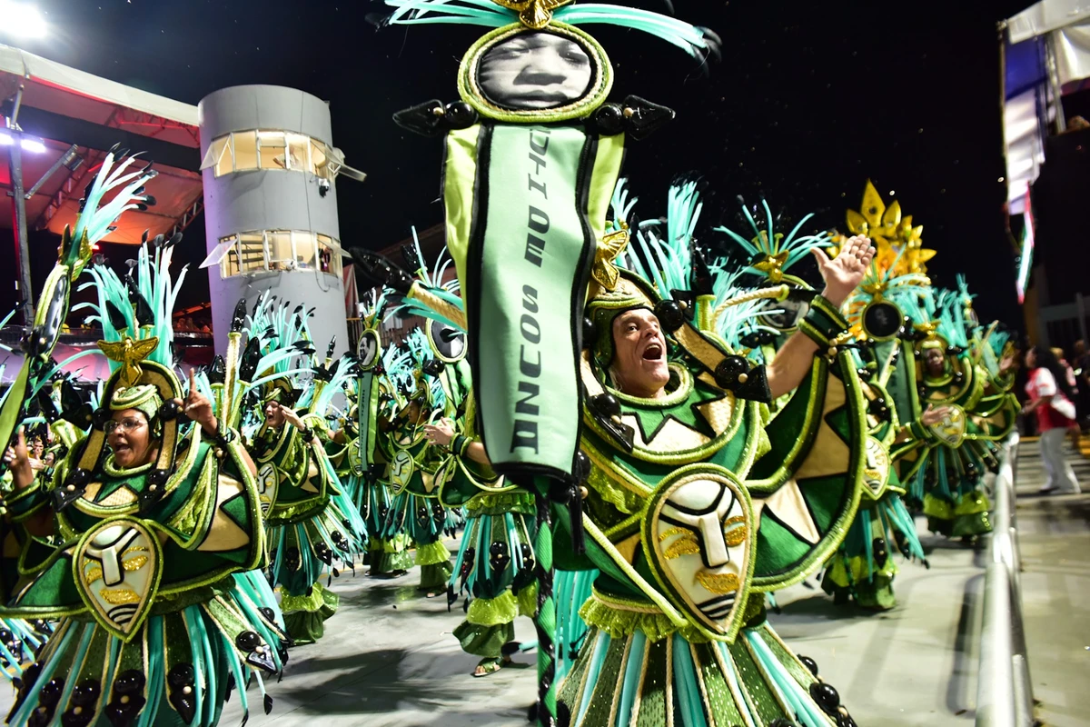Desfile da Mocidade Alegre por Natália Rampinelli/ AgNews
