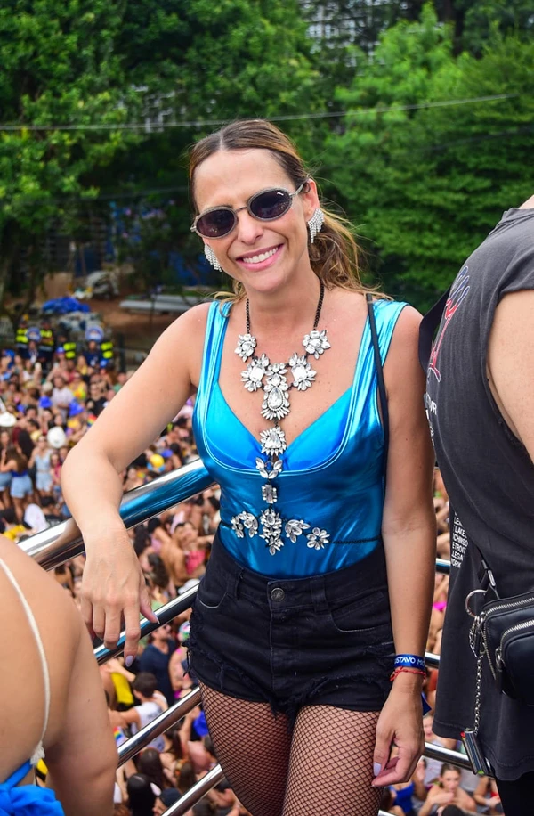 Famosos prestigiaram Bloco do Gustavo Mioto no Parque Ibirapuera, em São Paulo por Edu Araujo/ Agnews