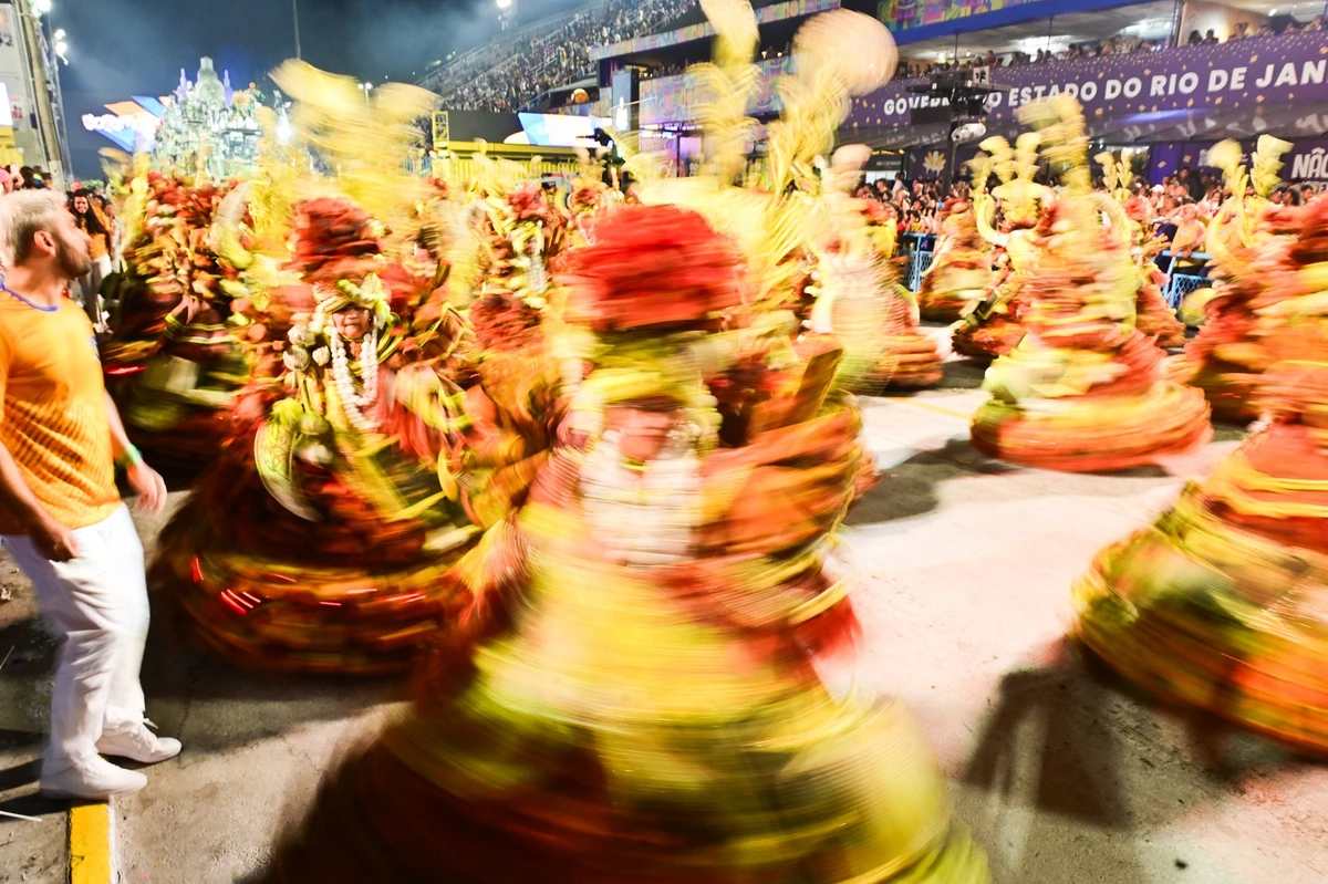 Imagens do desfile da Viradouro por  Leo Franco / AgNews