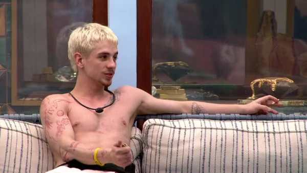 Juliano Floss por Reprodução