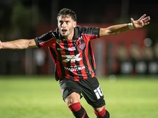 Imagem - Em clima de 'ressaca de Momo', Vitória bate o Bahia de Feira por 1x0 e vira vice-líder do Baianão