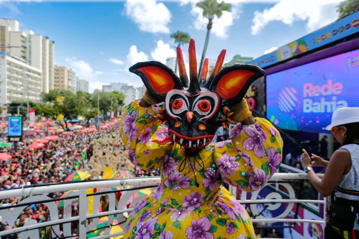 Carnaval no Campo Grande por Arisson Marinho