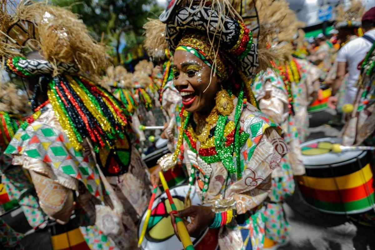 Carnaval no Campo Grande por Arisson Marinho