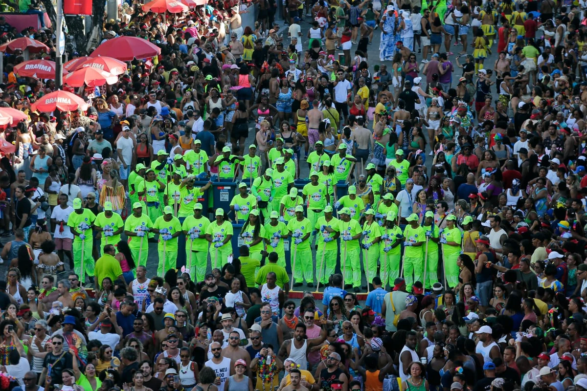 Carnaval no Campo Grande por Arisson Marinho